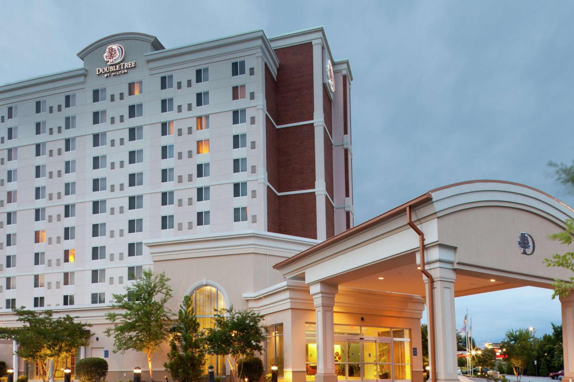 Doubletree By Hilton Greensboro Εξωτερικό φωτογραφία